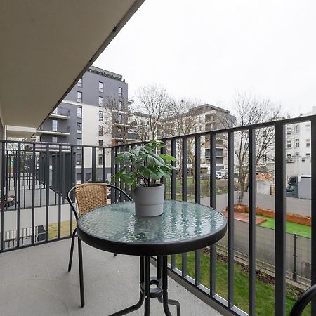 Luxury In City -3- Studio Bright & Secure Free Parking Lodź Bagian luar foto