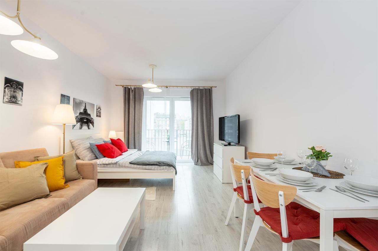 Luxury In City -3- Studio Bright & Secure Free Parking Lodź Bagian luar foto